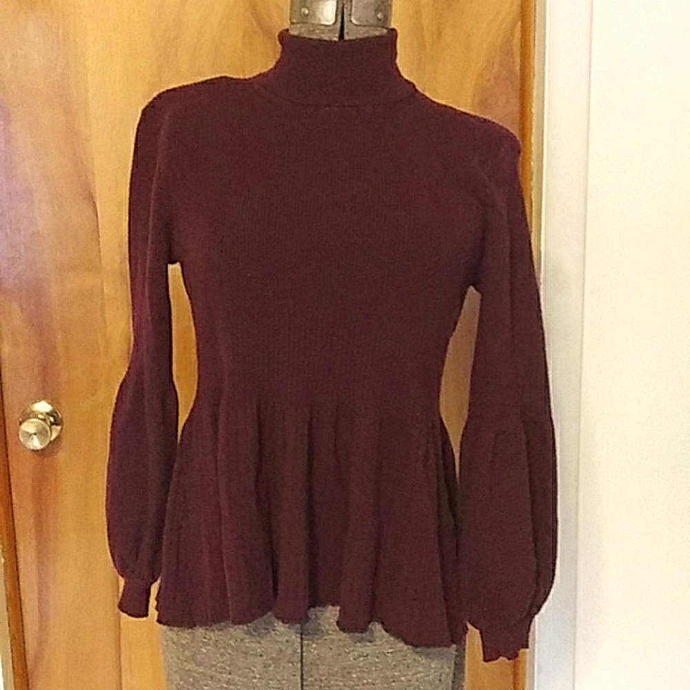 Sweater, plum colored, turtleneck, medium, Elle